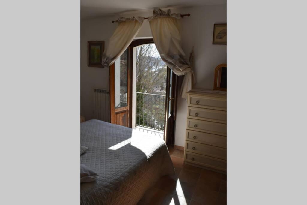Casa vacanze al Castello Villetta Barrea Esterno foto
