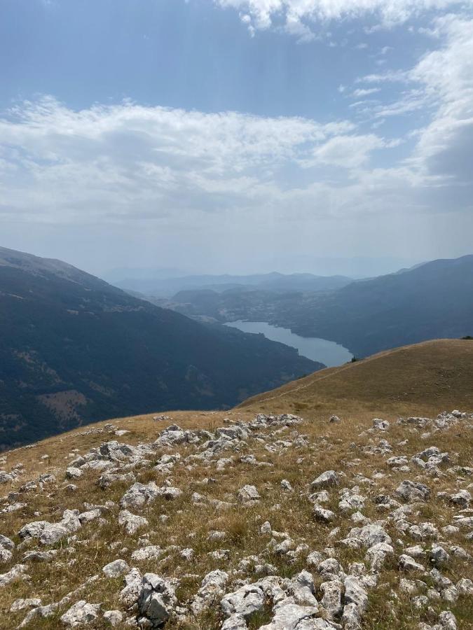 Casa vacanze al Castello Villetta Barrea Esterno foto